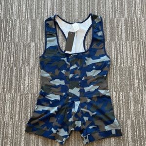 Modus Vivendi Desert Singlet